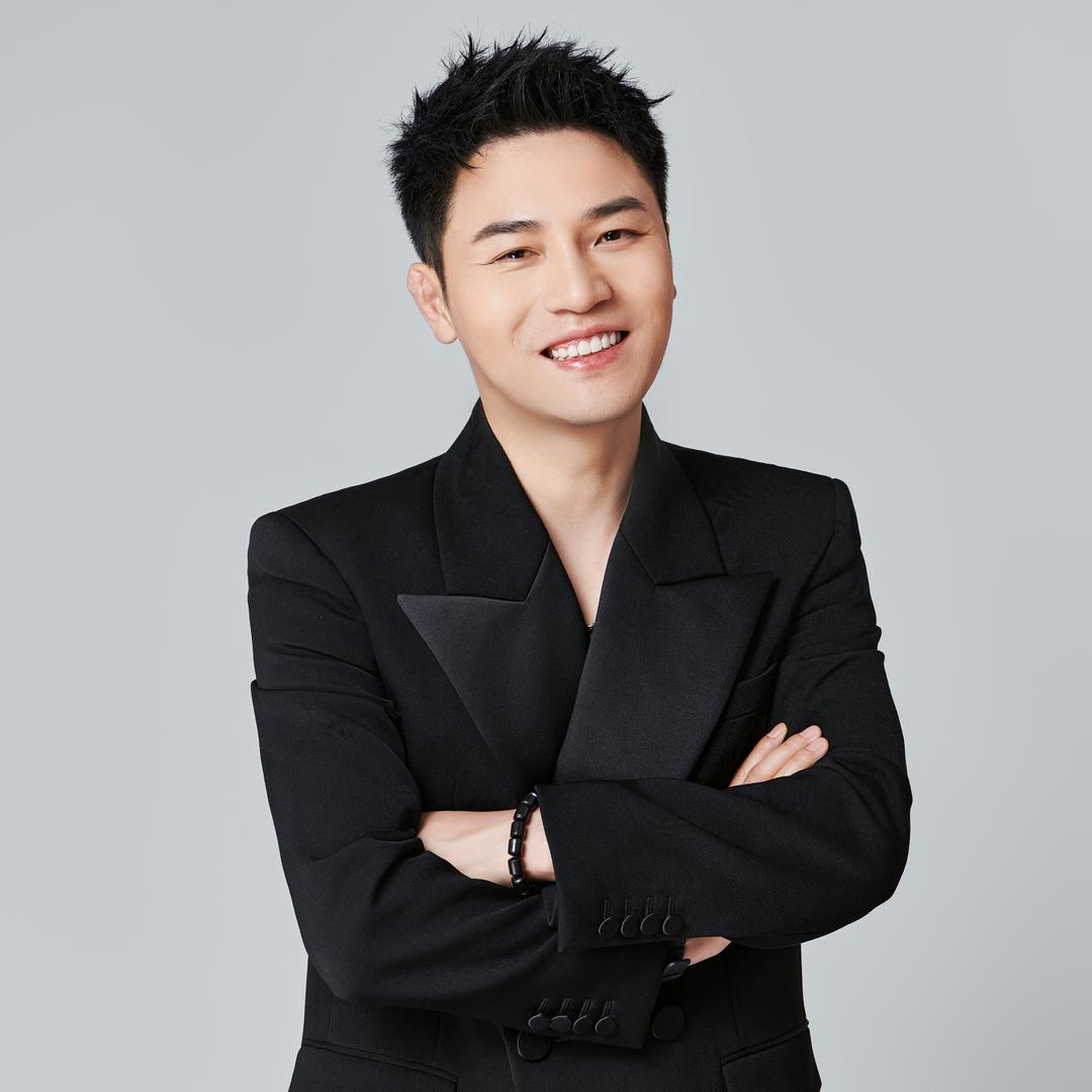 衣哥(14号10点雅鹿服饰53周年庆)