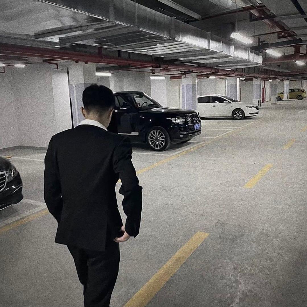 伯乐.