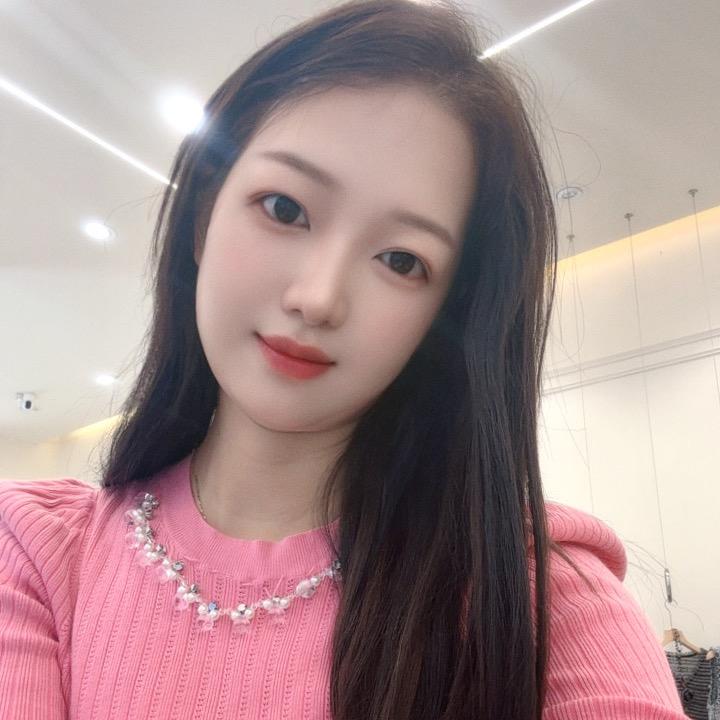娜时的背影