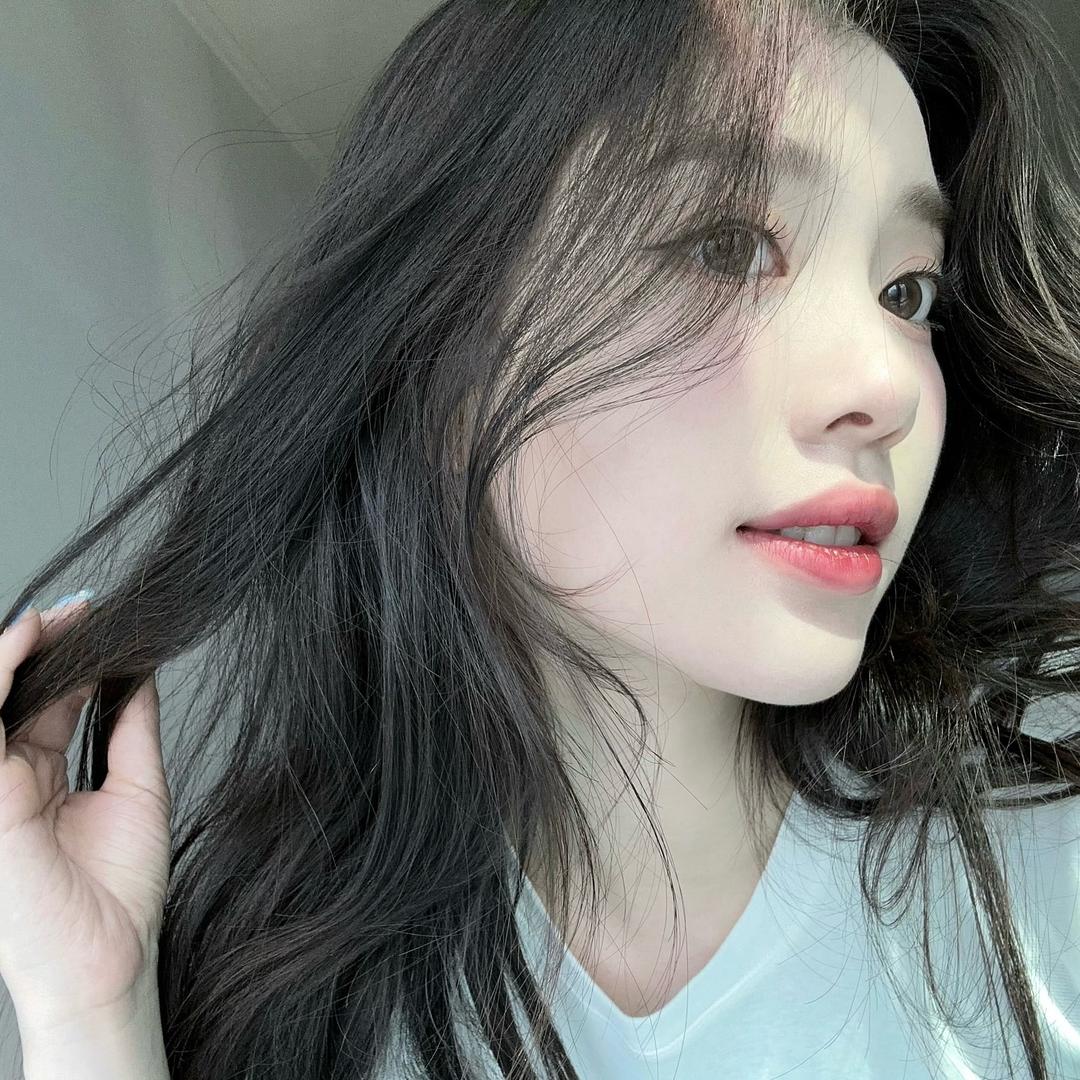 是小亭ya