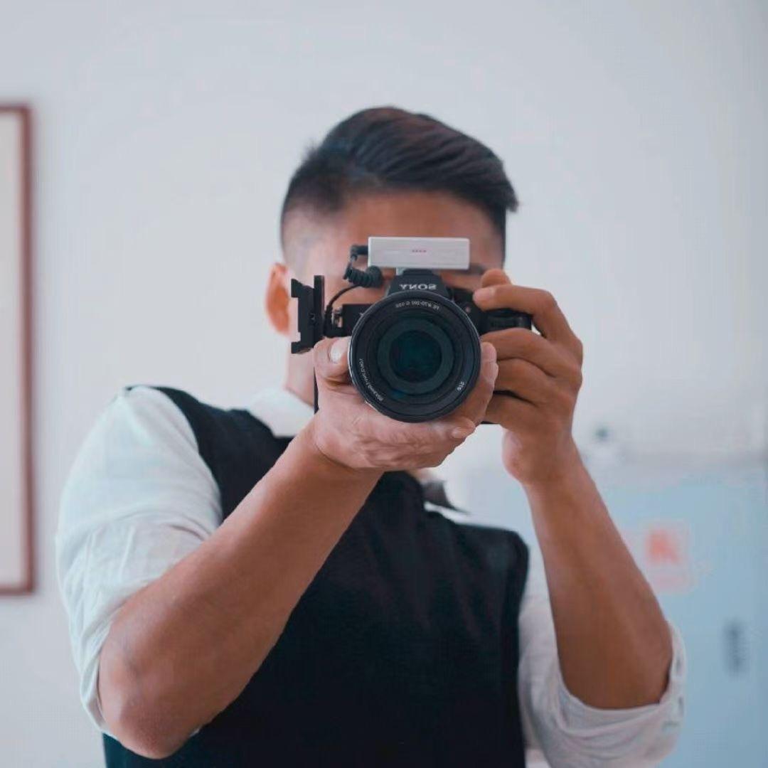 晓锋同学🎓「帮商家讲故事」