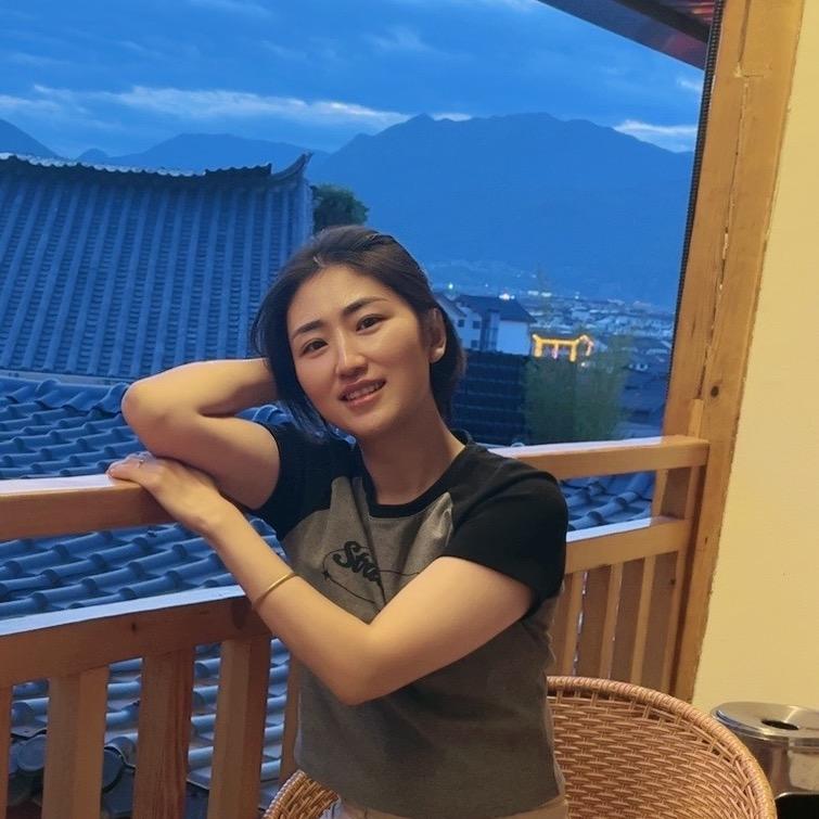 阳光明媚😚