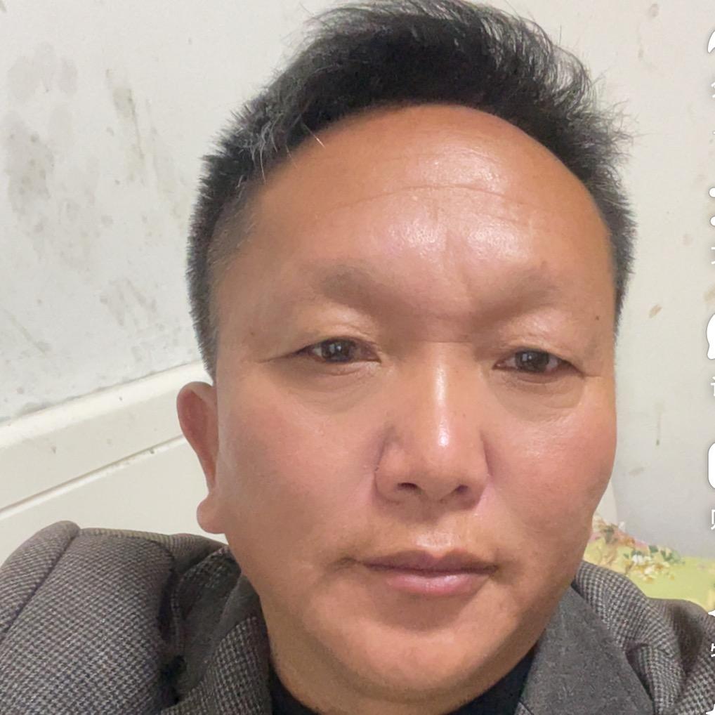 坚强一家人小波