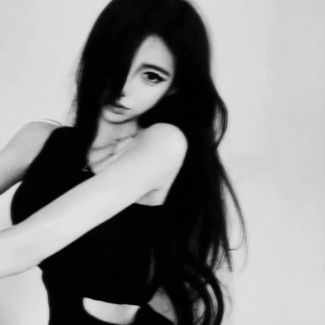 小小鹿.