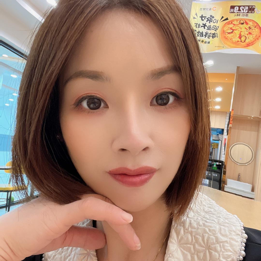 高端轻奢服饰馆