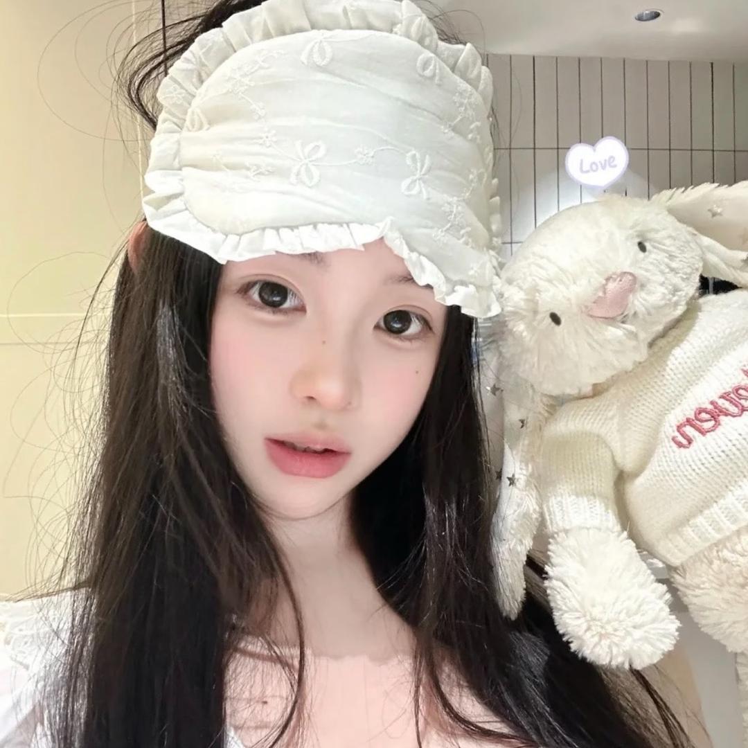 小F·