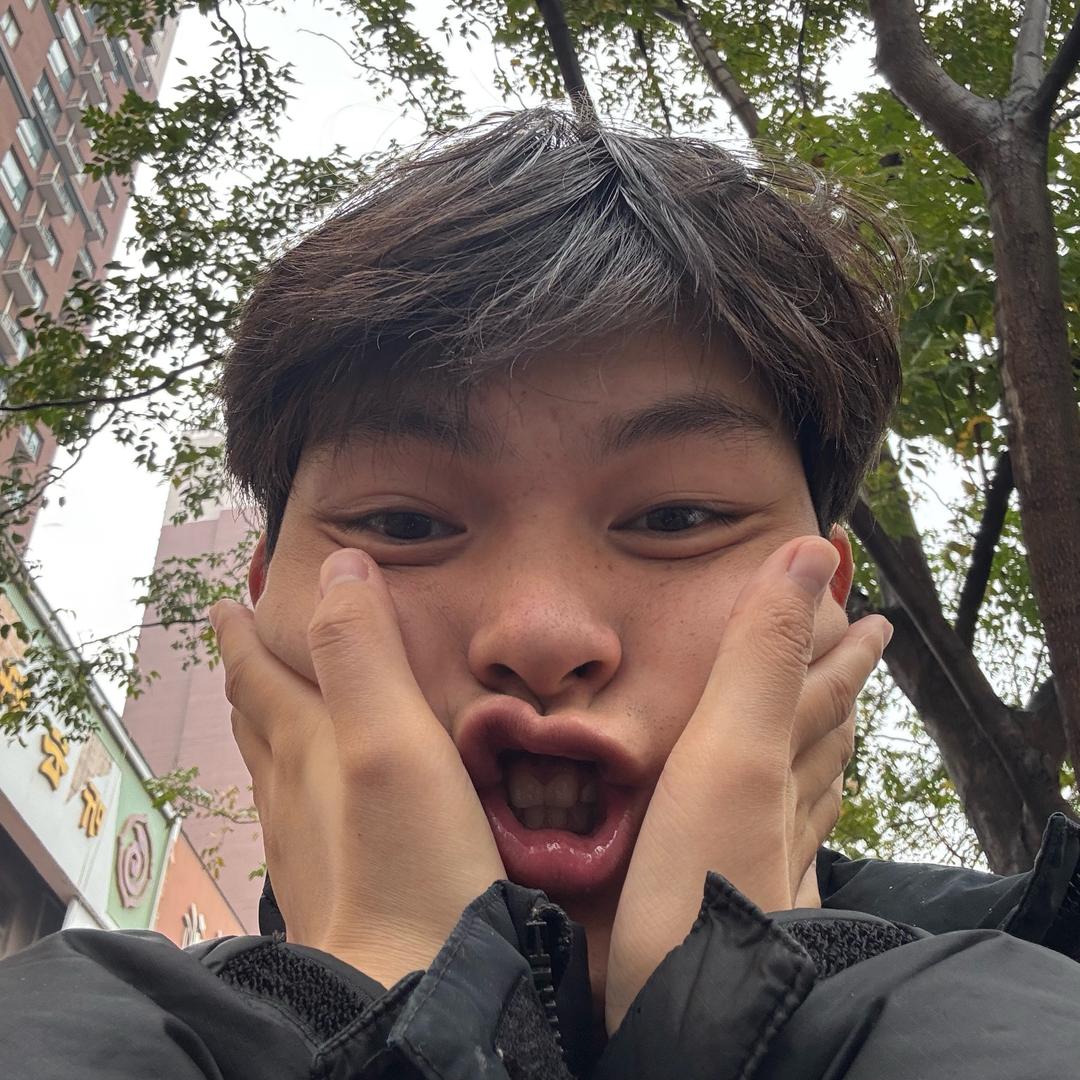咩咩.