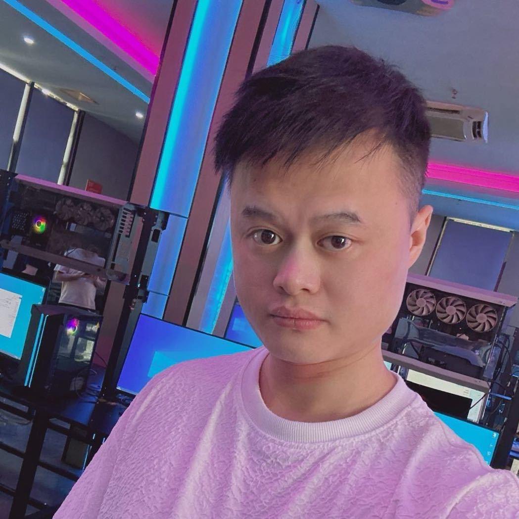 林龙玩电脑