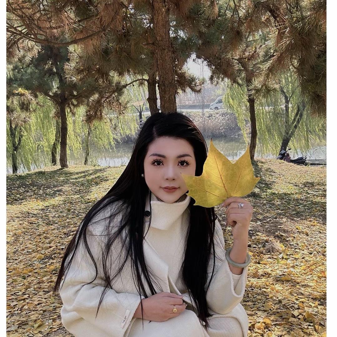 睢县袁山小富婆女装