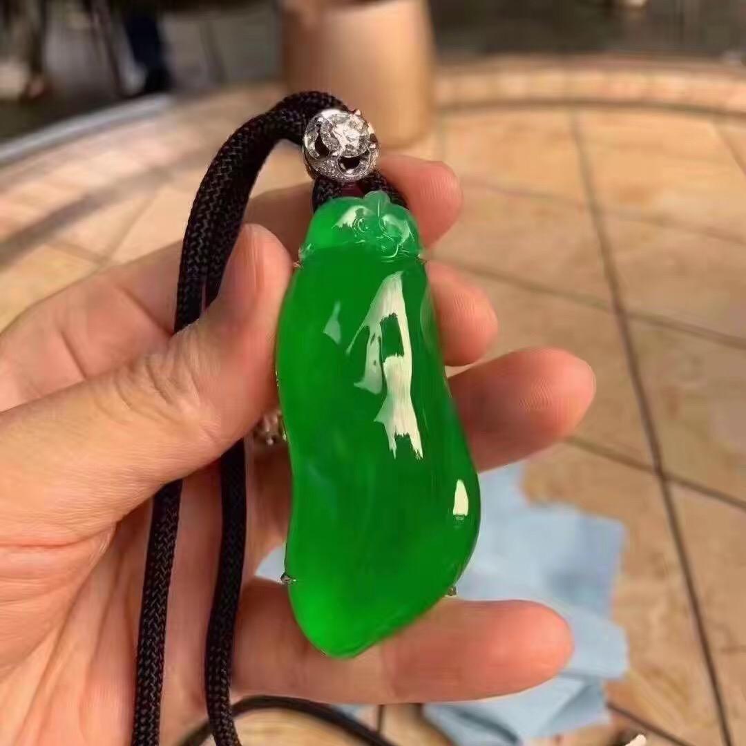 玉缘翡翠