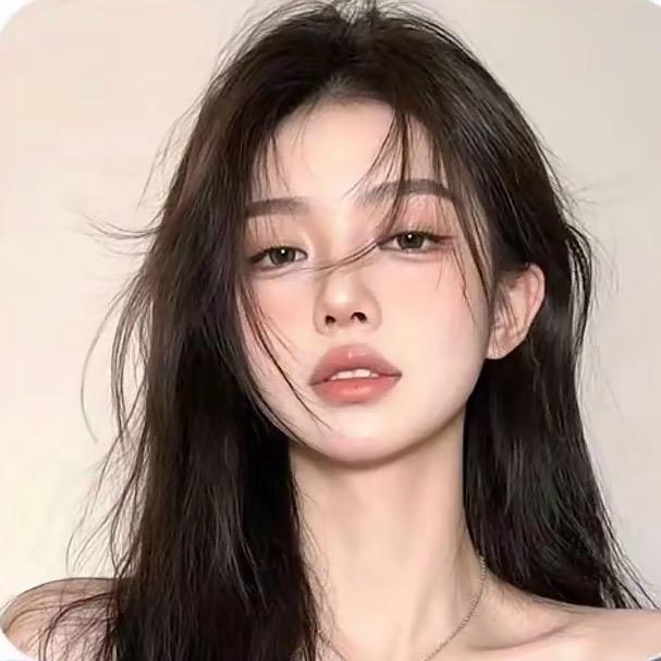 เจมส์🖤（饱饱）