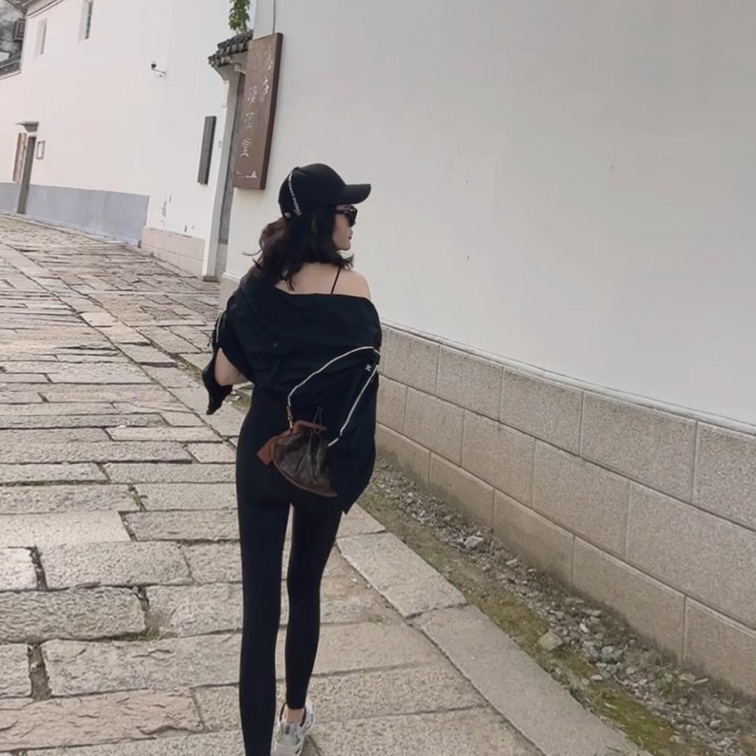 荆州慧子设计师品牌集合店