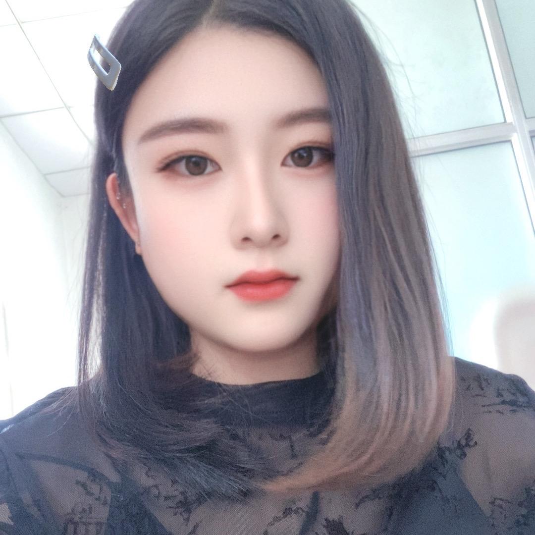 潇潇。。