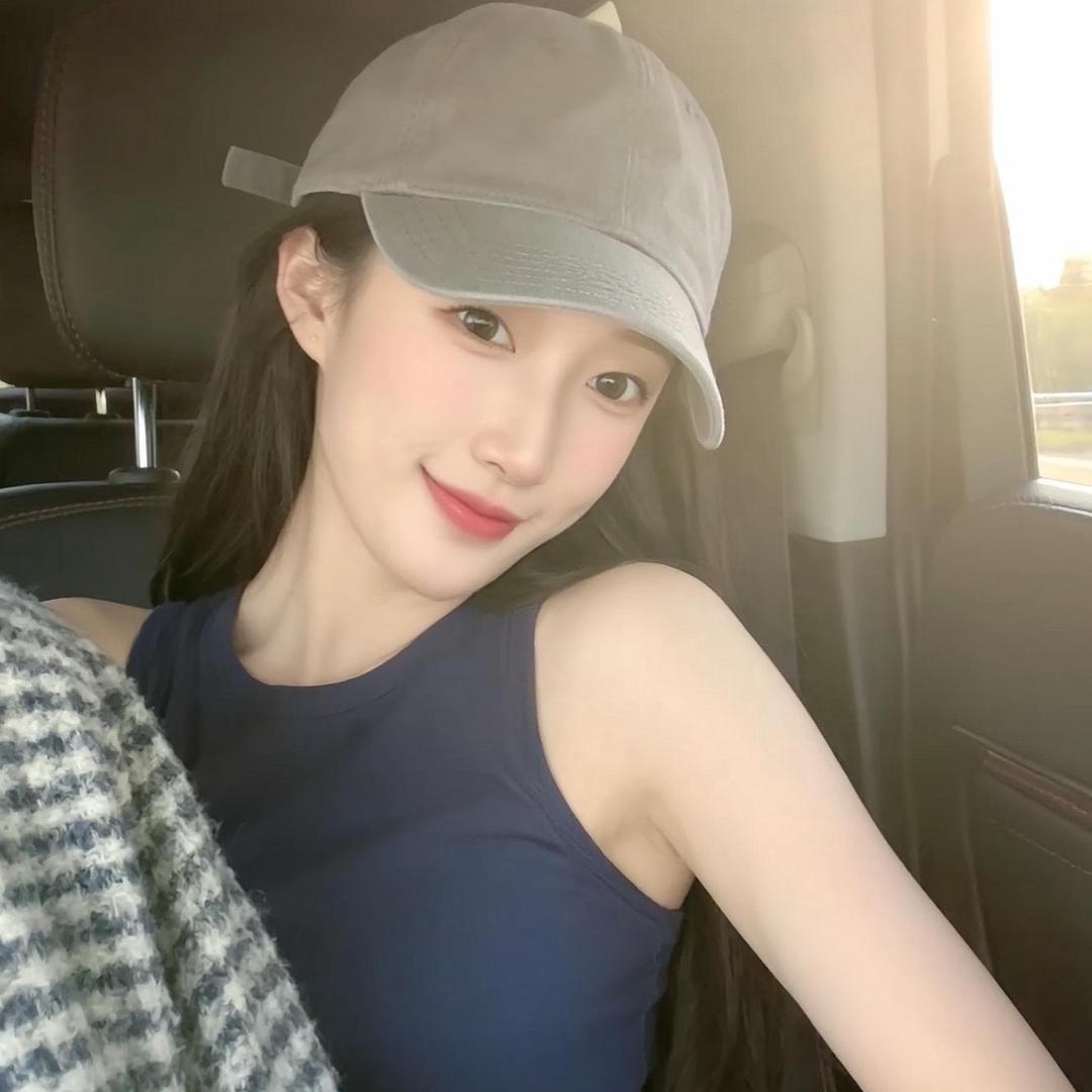 小邹.