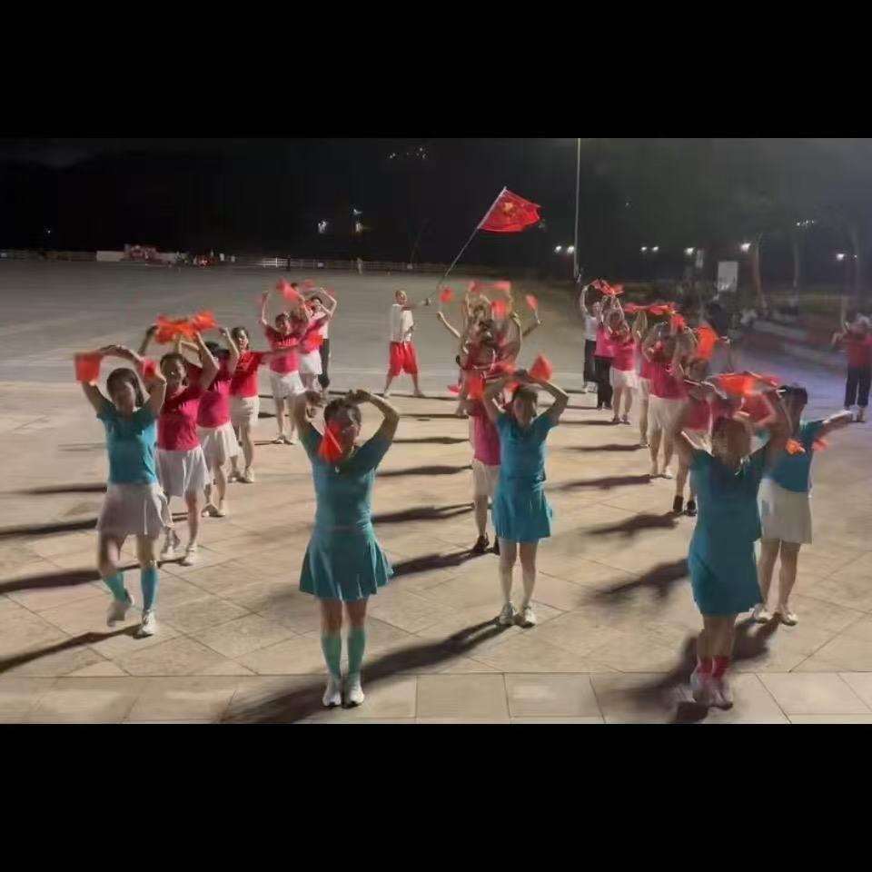 龙津园DJ组团-帅哥武