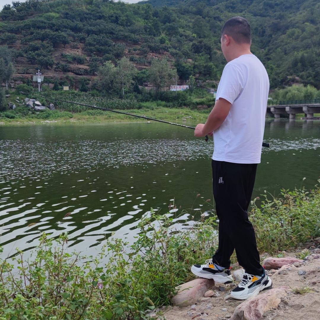 饸烙面，爱钓鱼