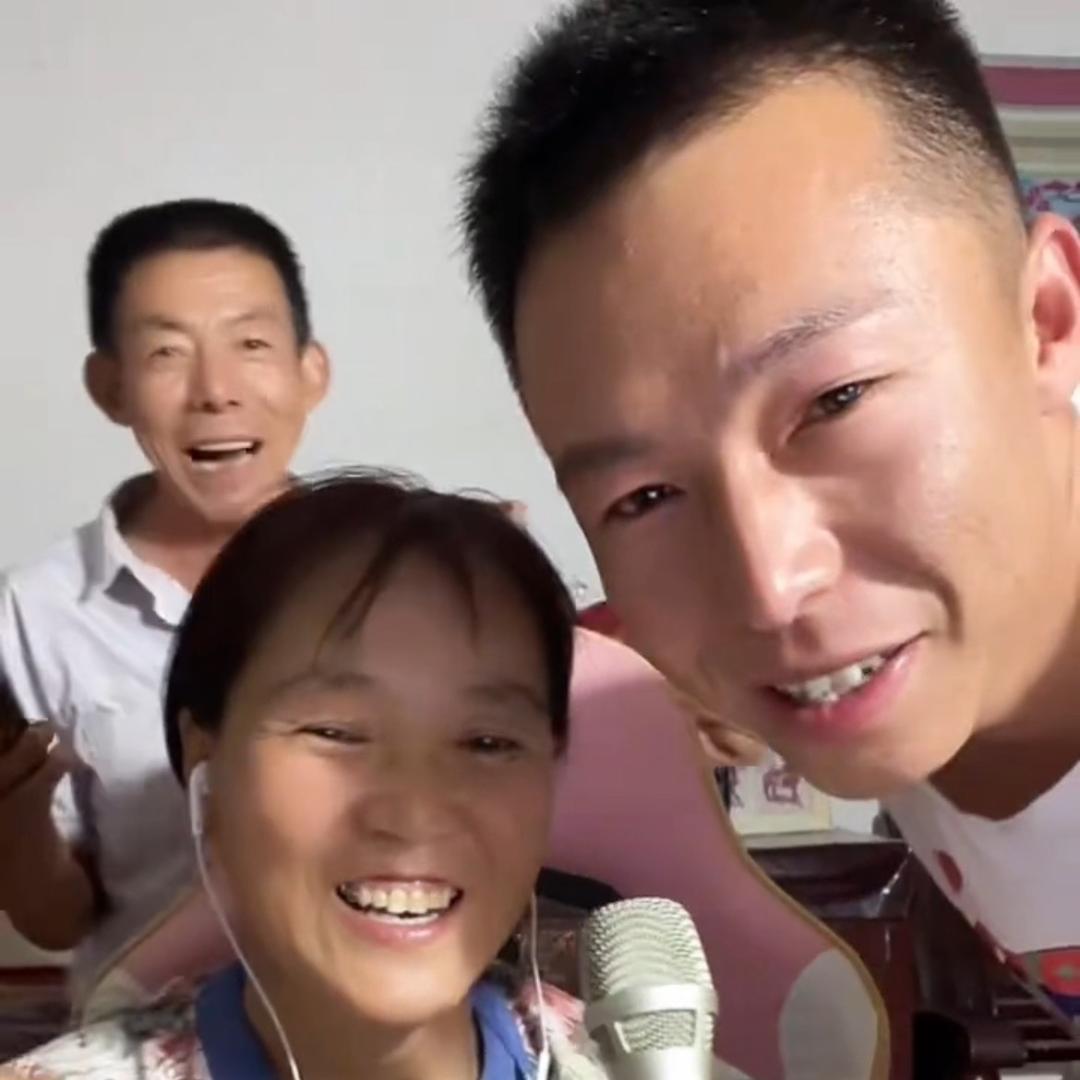 阿伟🎤（家庭组合）