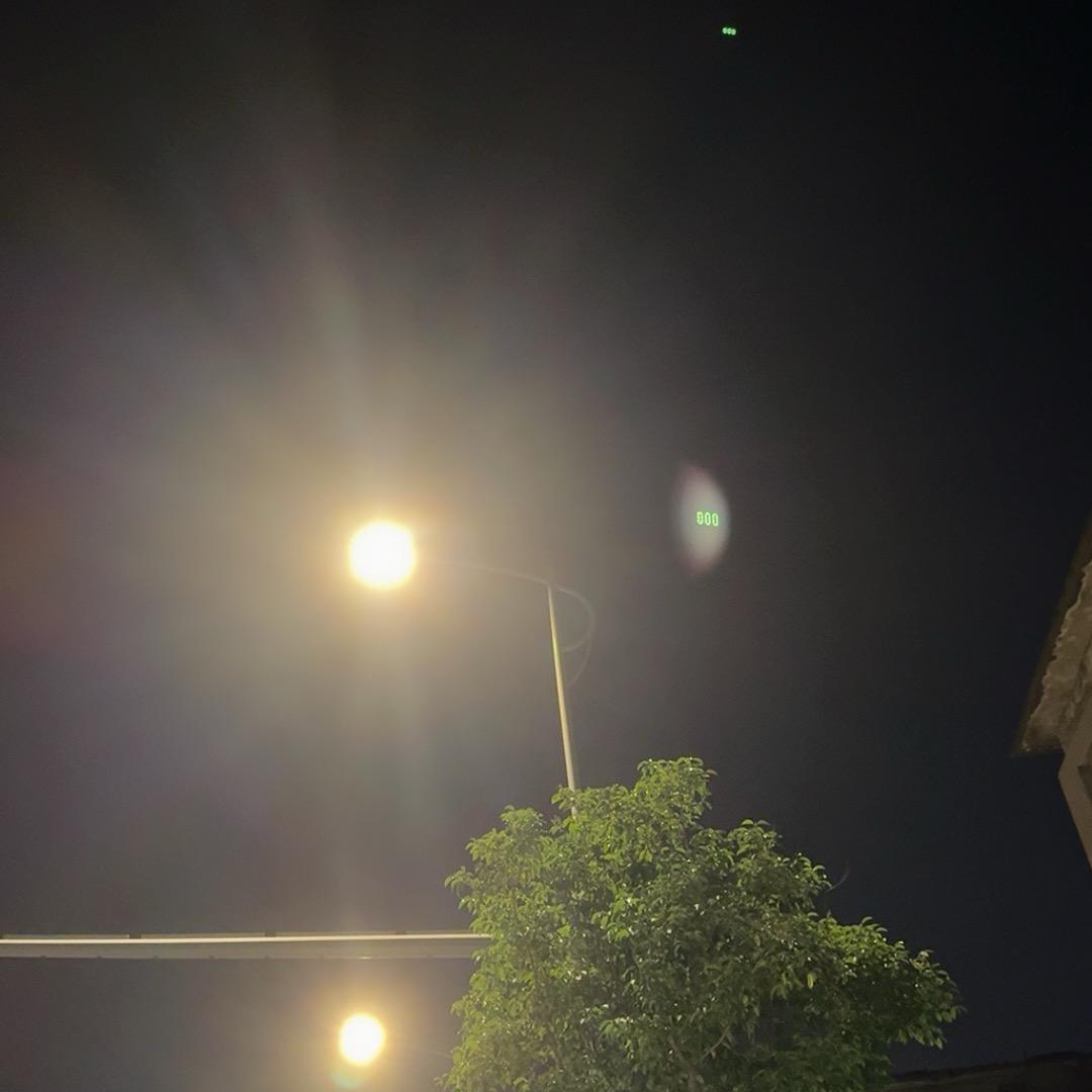 物是人非。