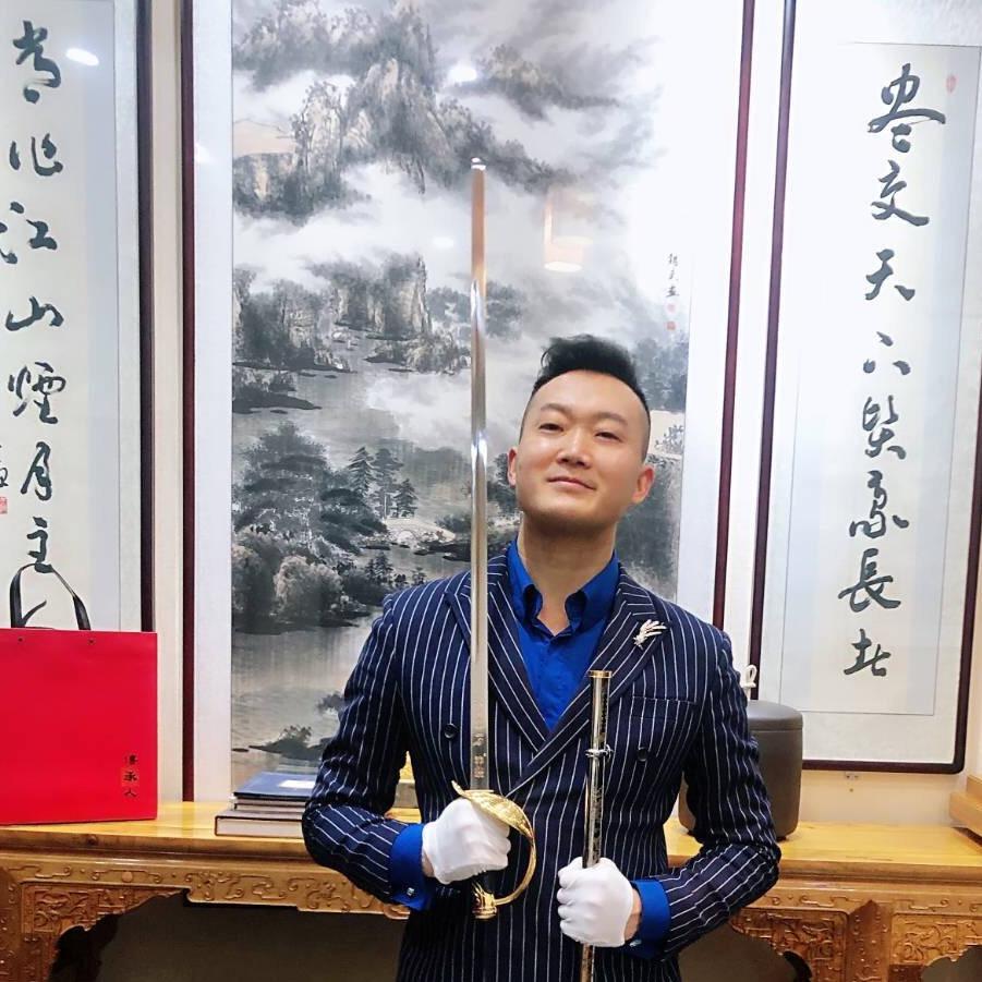 乐于吕