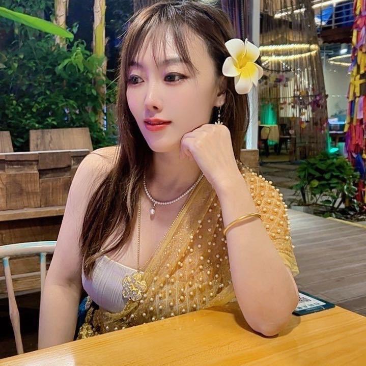 蓉儿 崇州市（蓉和专业采耳）中耳炎.洗眼