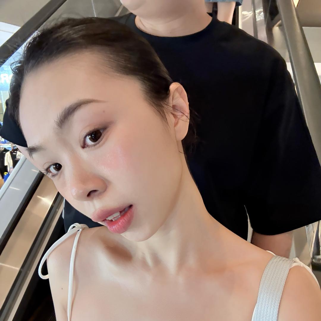 不用睡觉的朵拉