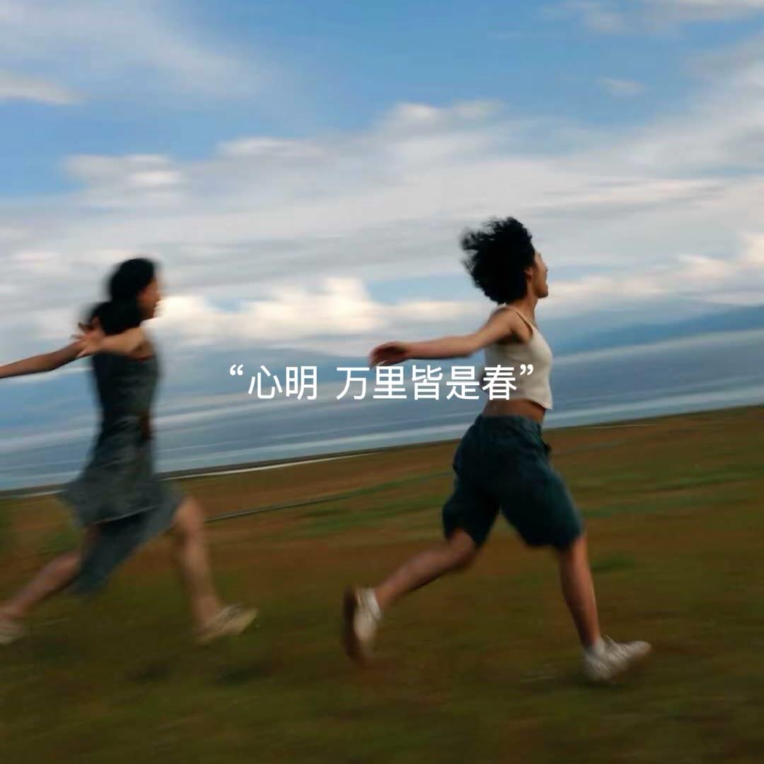 烟灰缸