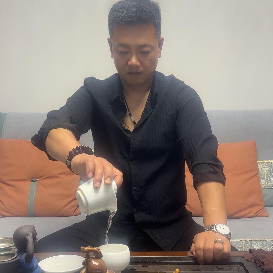 潮牛牛肉馆=江哥