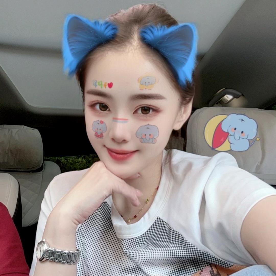 李馨宇🧚‍♀️🧚‍♂️