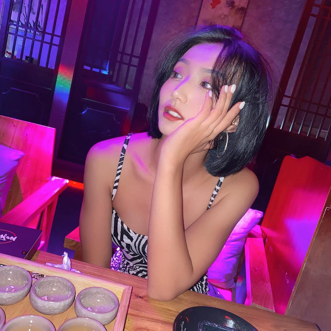 -会踢球的肉桃子