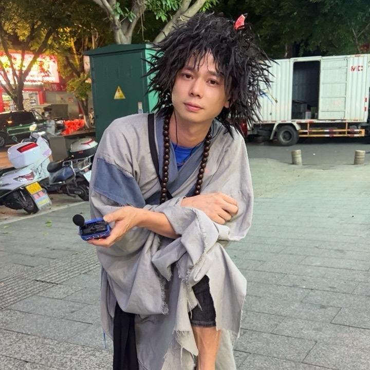 辉锅🔥（户外男神）
