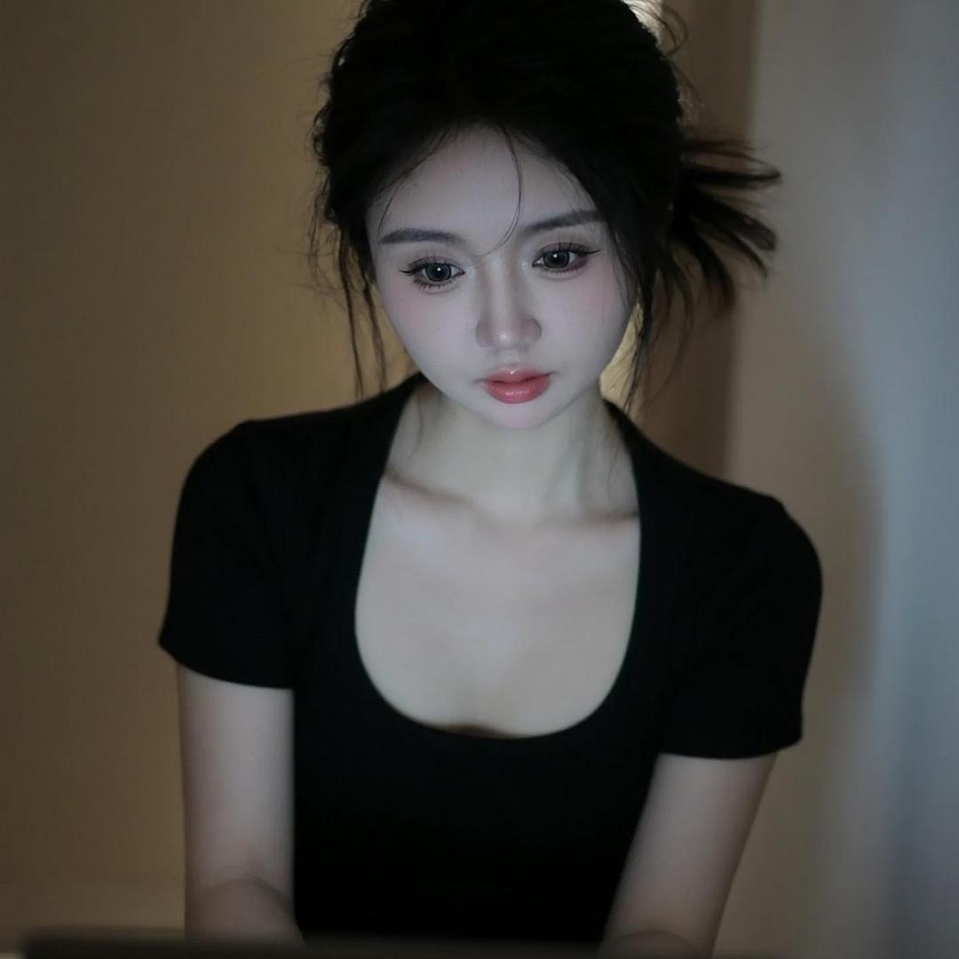超级暴龙兽-