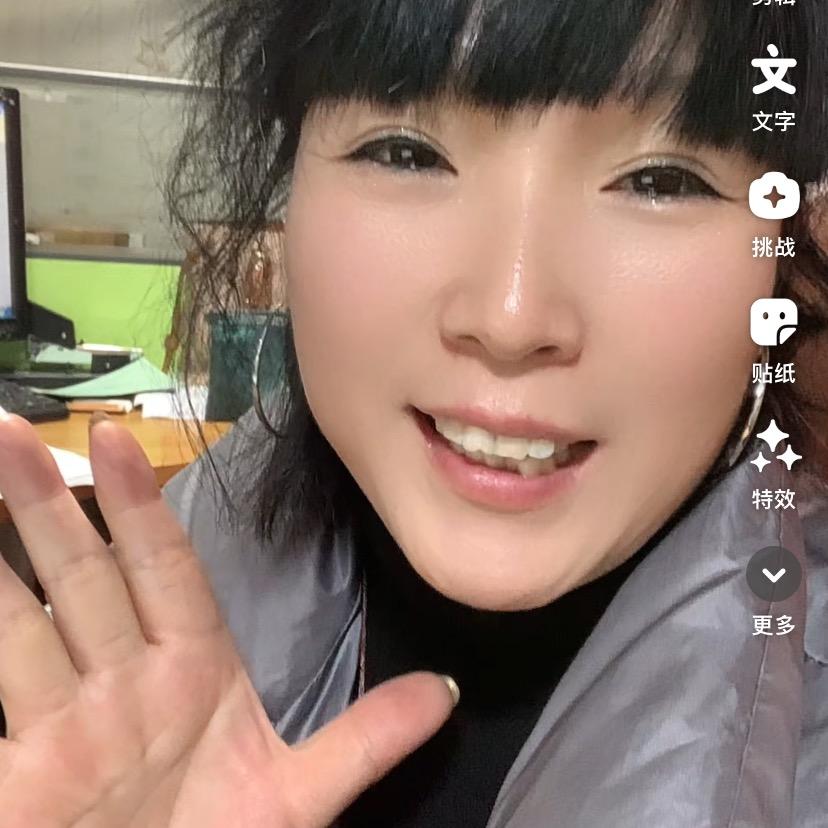 小刘姐(晚7:10分)