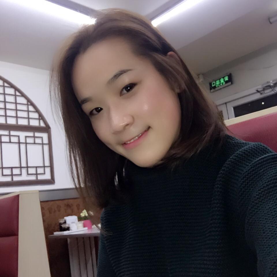 李灿