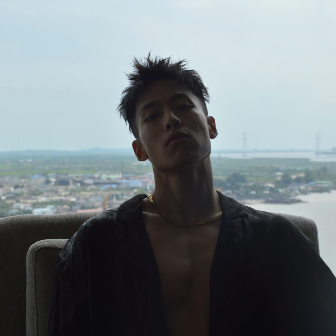 步云龙_