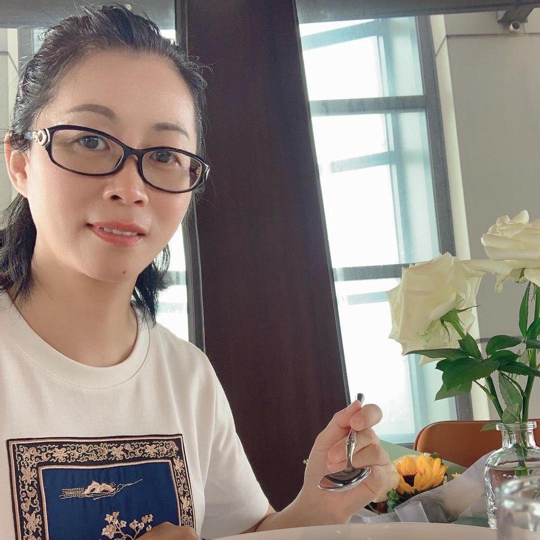 时达极简意式餐桌