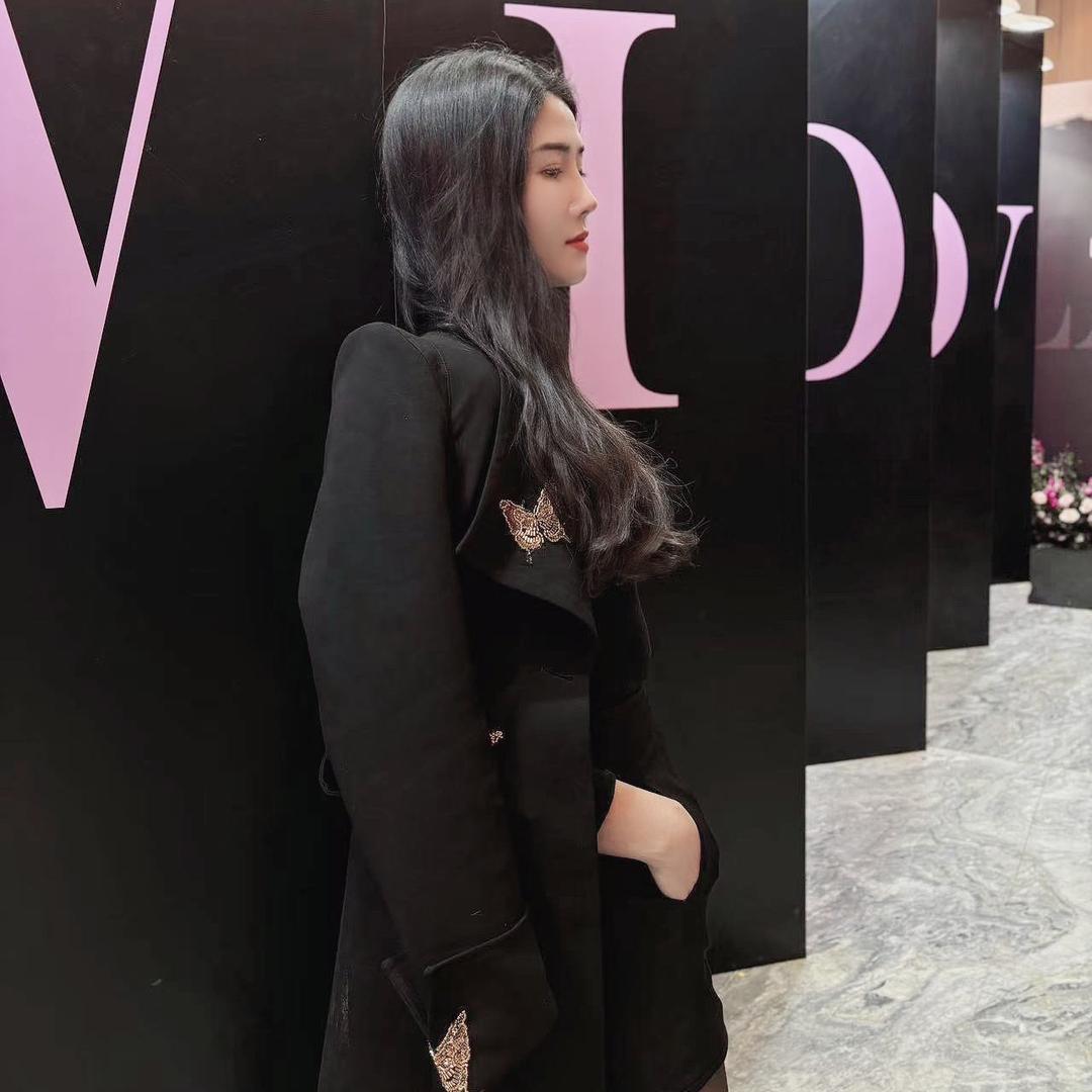 薇拉美睫美甲薇拉美睫美甲