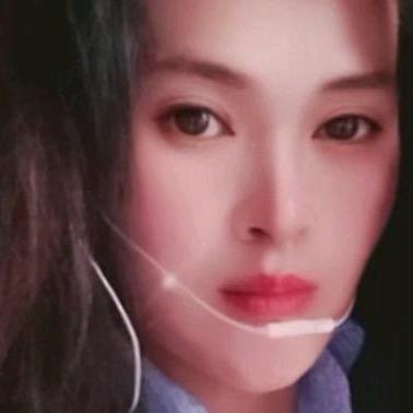 @蓝 蓝🎤