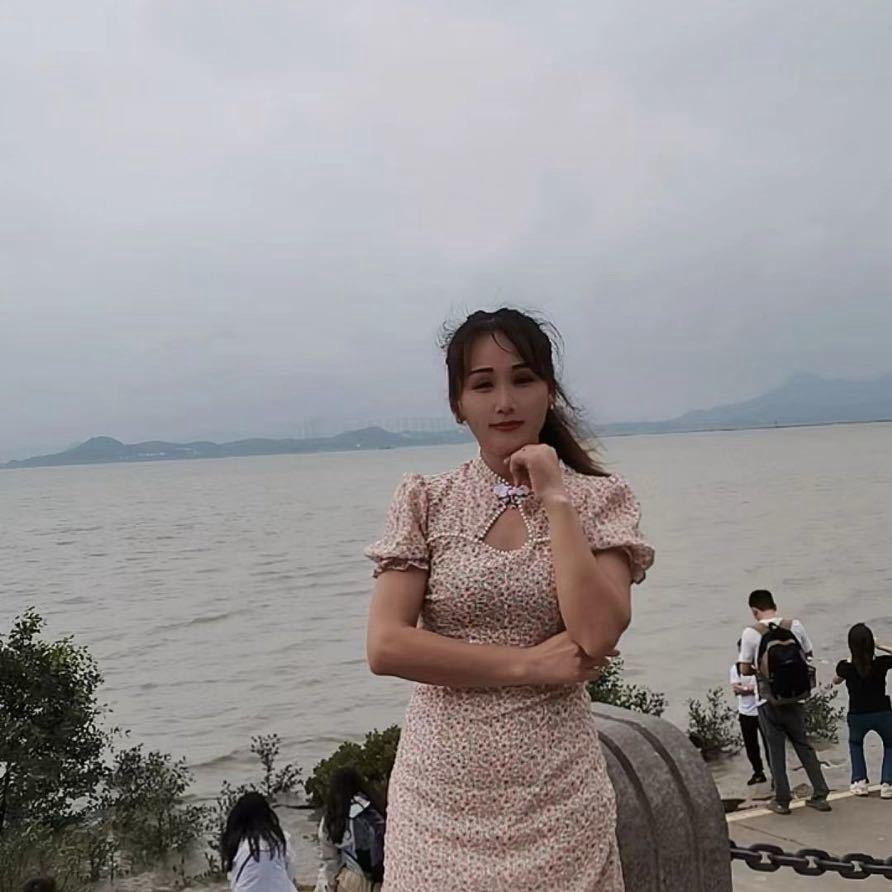 酒窝妈咪