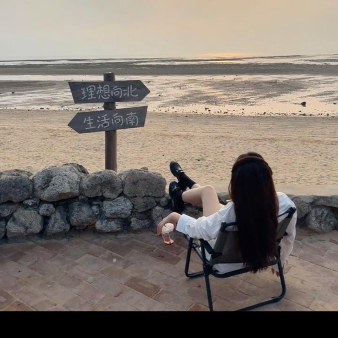 我不看月亮🌙🌙