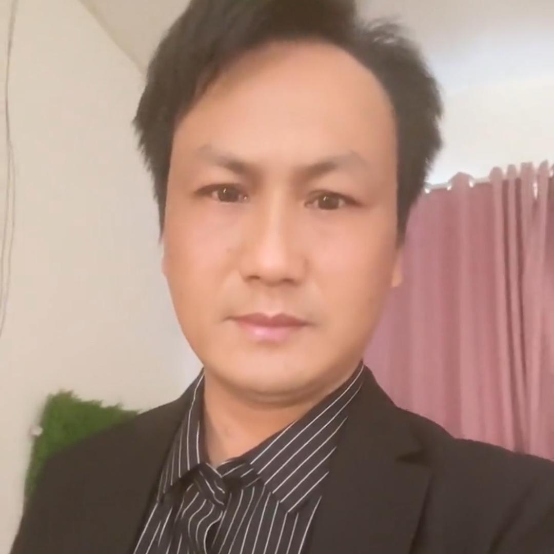 干工地的大叔
