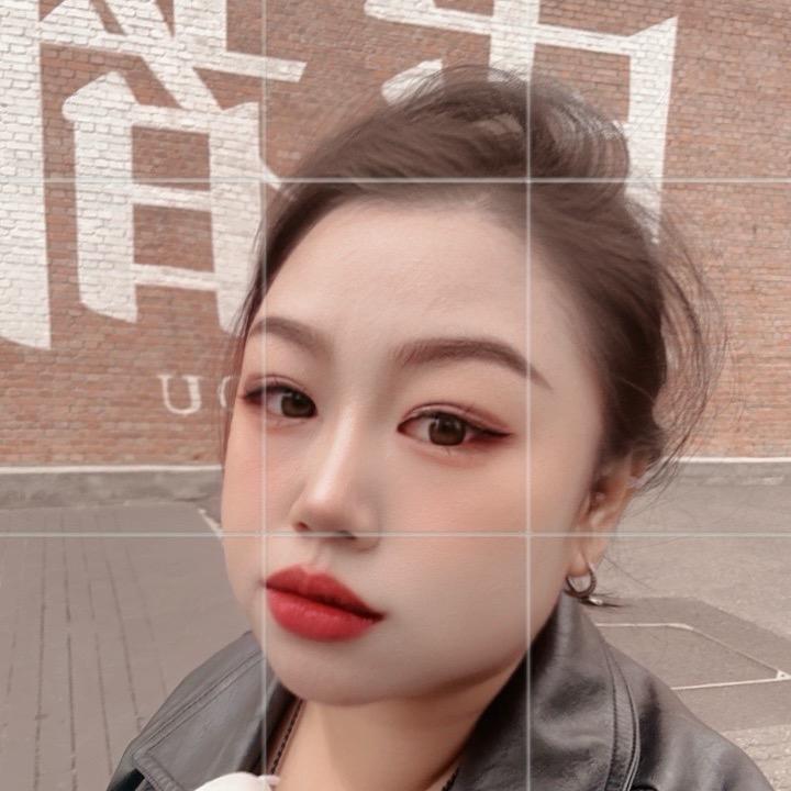 水冶镇光彩大世界蝴蝶结🎀店主：王娜