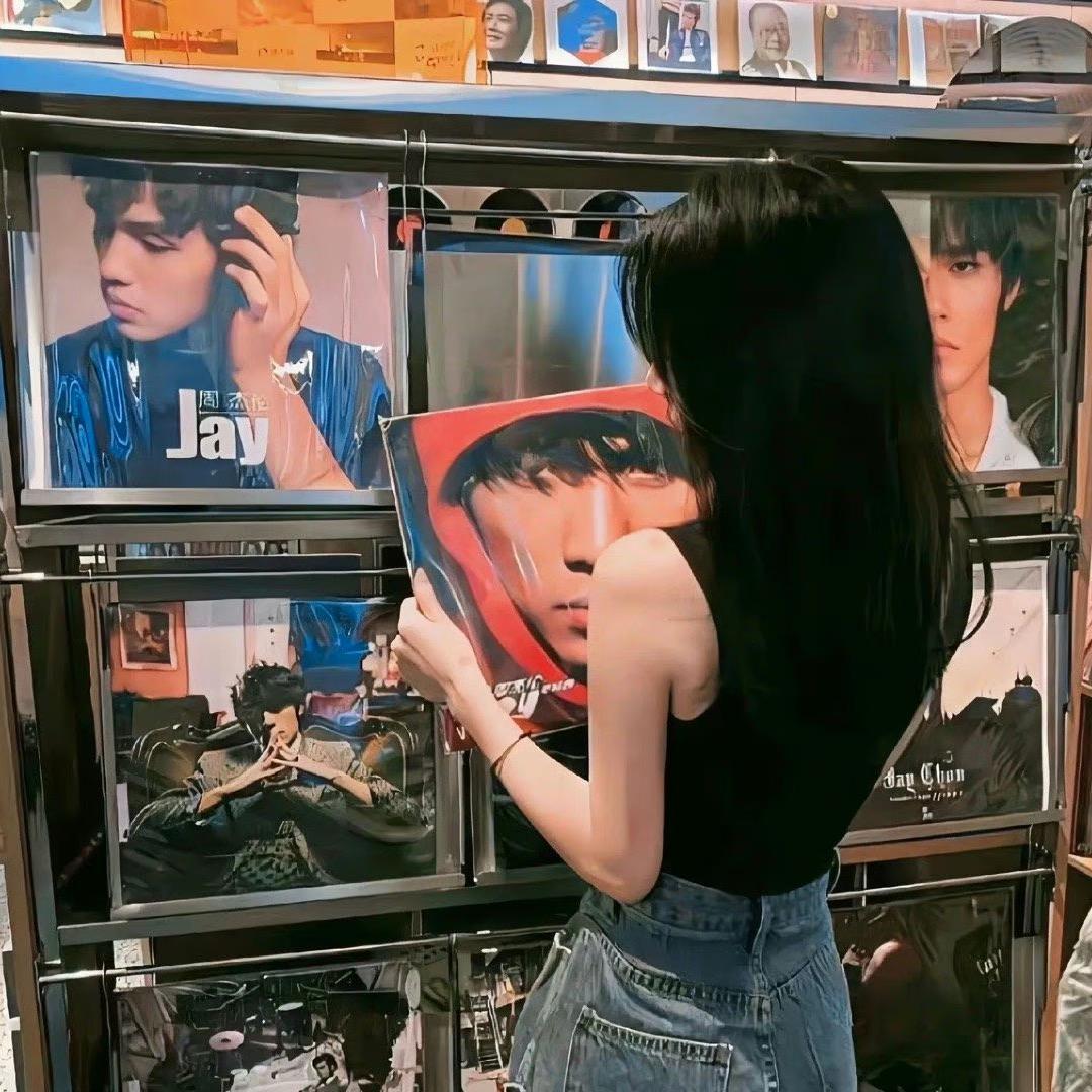 依然♌️