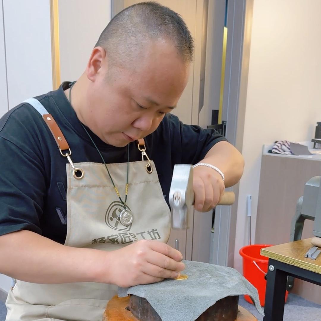 杨家匠黄金珠宝RXM万象城加工店