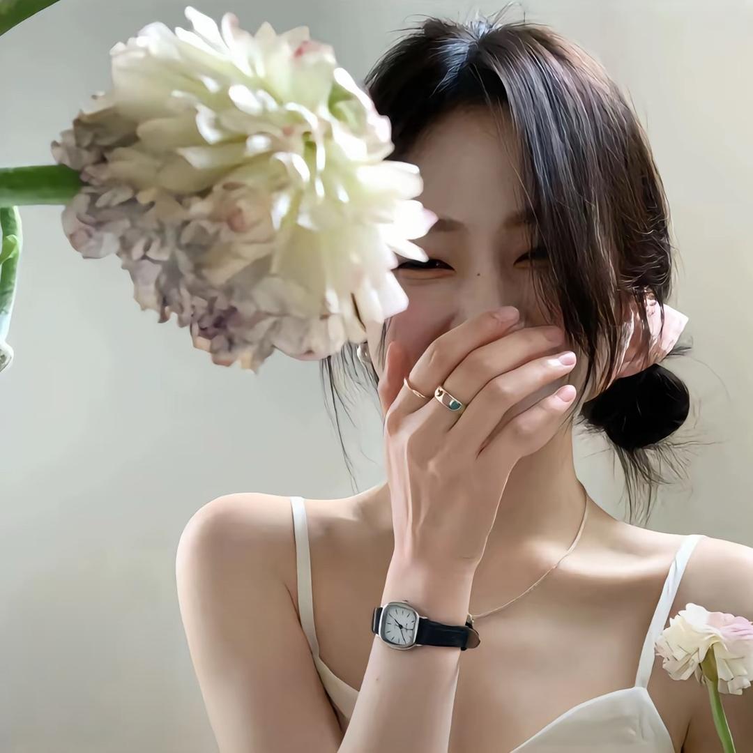 梦禾锦化妆师-冰涵