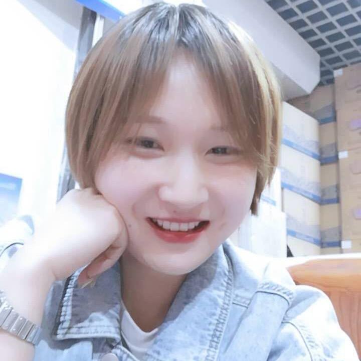 百荣鑫来酒业袁爽