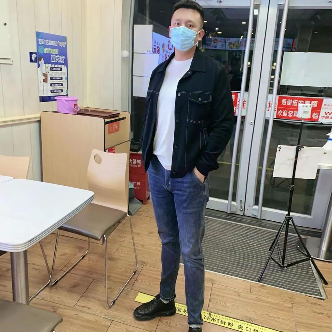 【嘚嘚以嘚嘚】