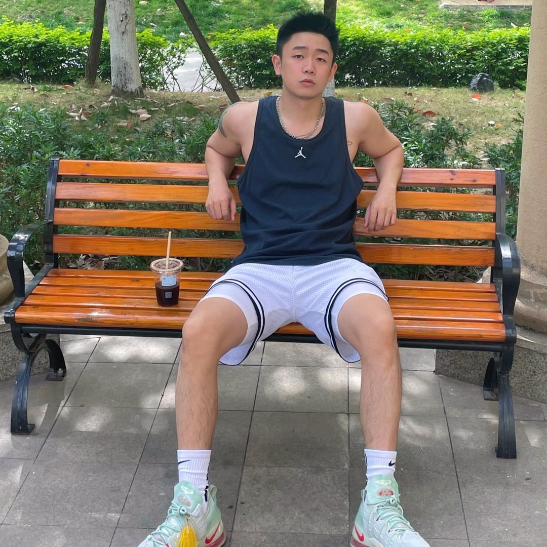 阳憨憨