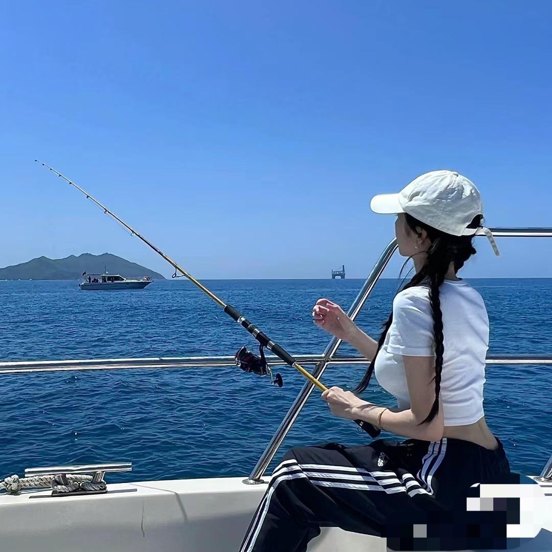 爱钓鱼的丁同学