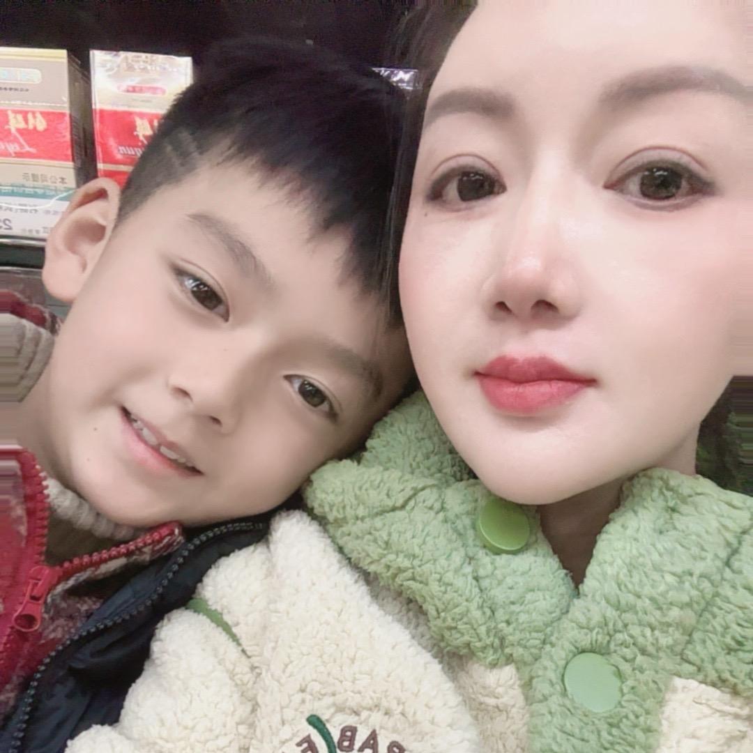 生了娃的小姐姐