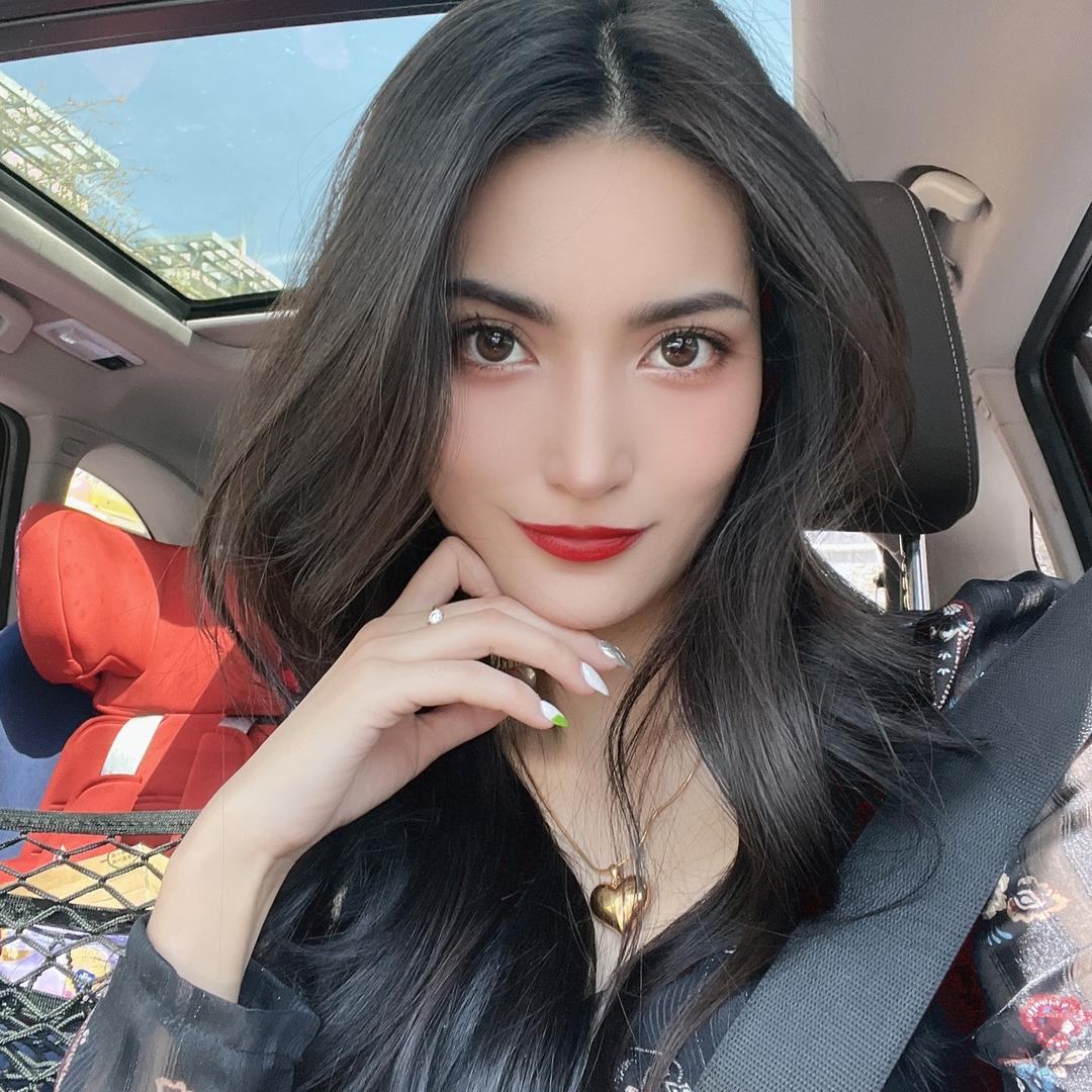 帕丽Pari